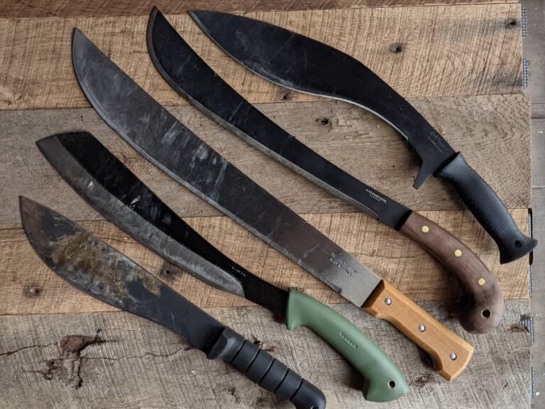 Best Machetes For Clearing Brush